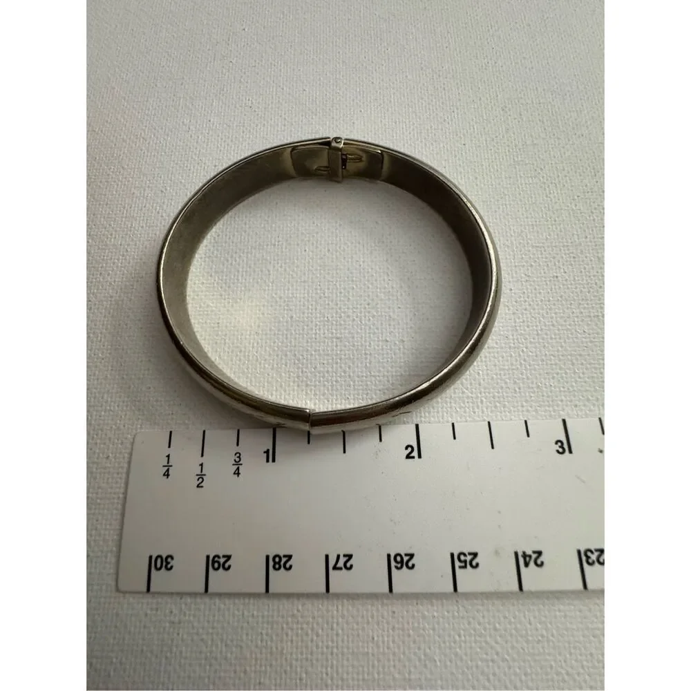 Vintage Womens Whiting &‎ Davis Co Luxury Silver Tone Hinged Bracelet Minimalist